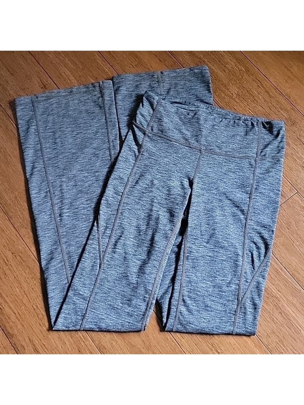 Athleta Petite Ladie's High Rise Elation Yoga Pants, Flare, Gray, Size ST